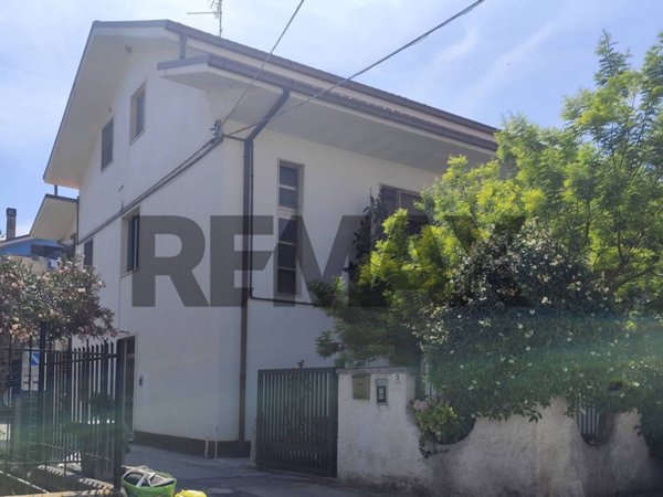 appartamento in vendita a Chieti in zona Chieti Scalo