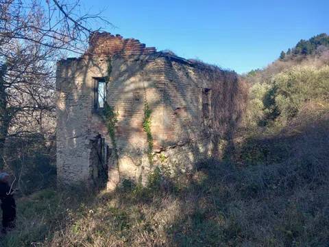 terreno agricolo in vendita a Chieti in zona San Salvatore