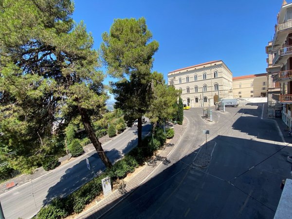 appartamento in vendita a Chieti in zona Centro Città
