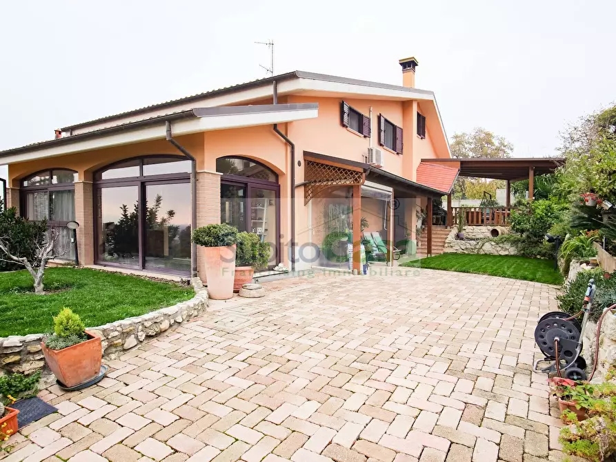 casa indipendente in vendita a Chieti in zona Chieti Scalo