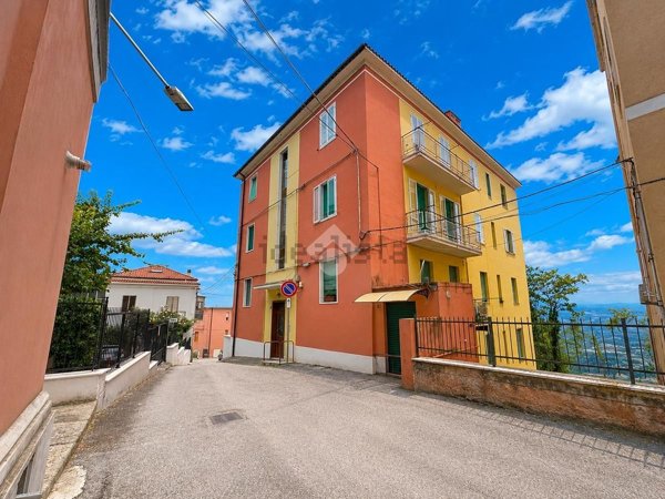 appartamento in vendita a Chieti in zona Centro Città