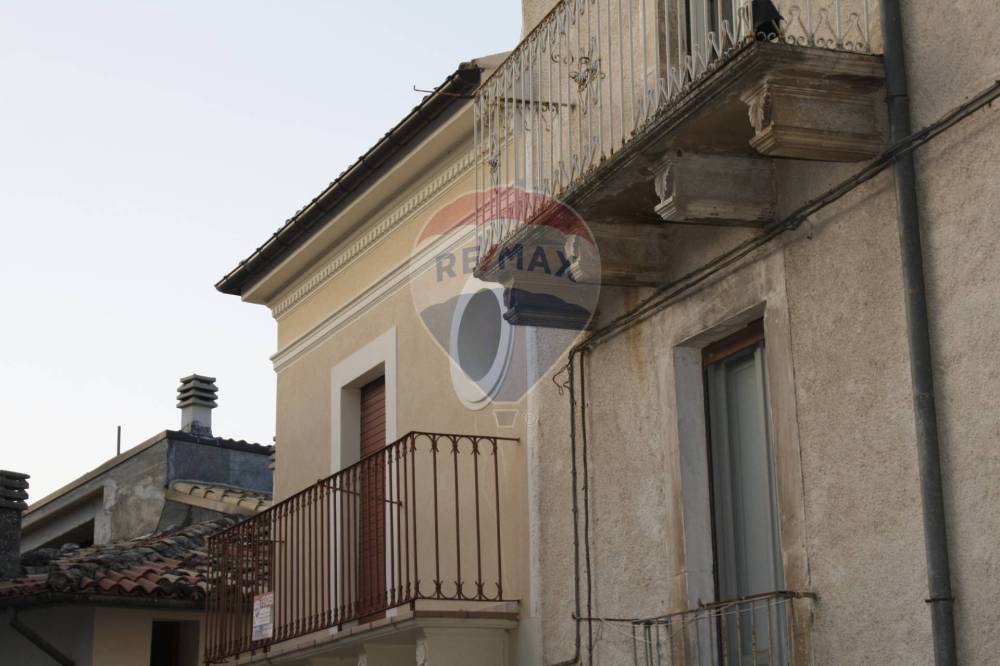 casa indipendente in vendita a Chieti in zona Centro Città