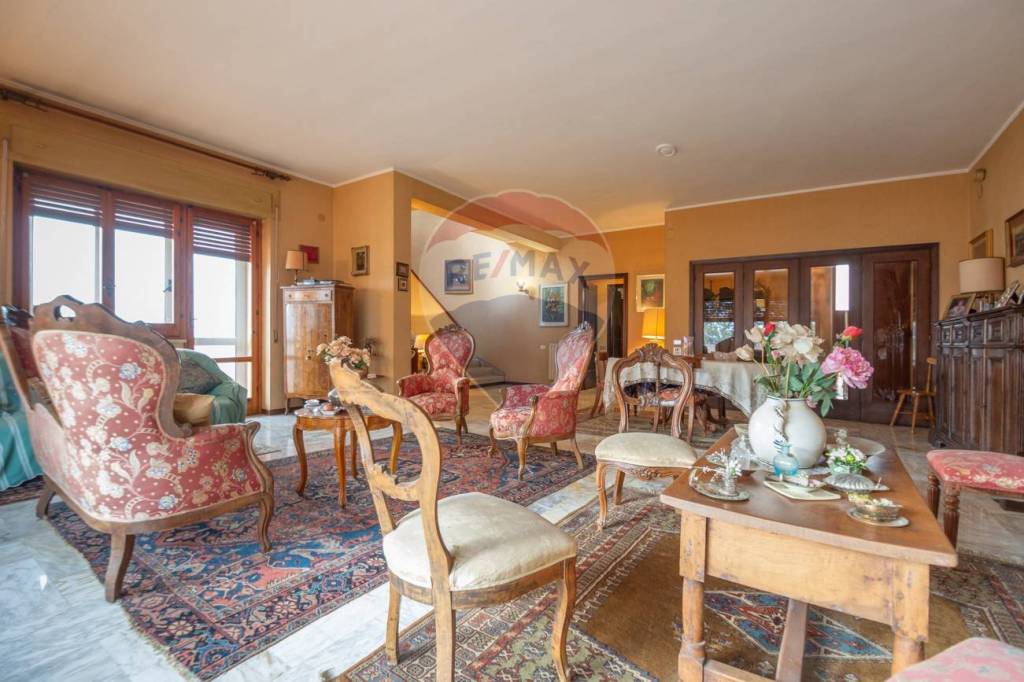 casa indipendente in vendita a Chieti