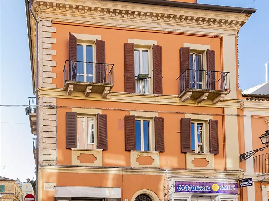 locale commerciale in vendita a Chieti