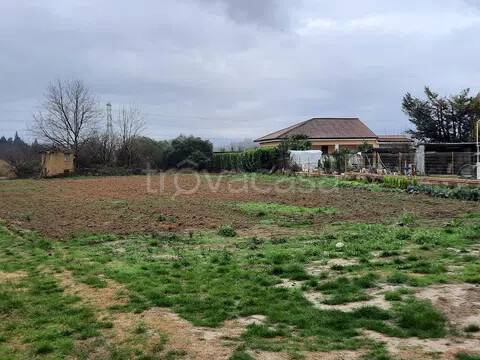terreno in vendita a Chieti in zona Chieti Scalo