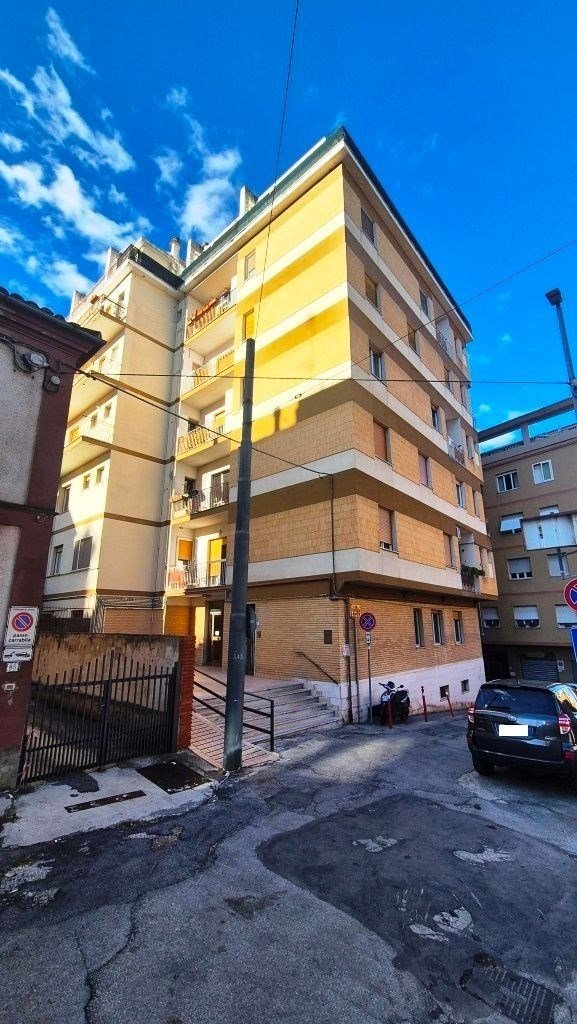 appartamento in vendita a Chieti in zona Centro Città