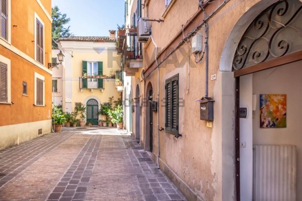 appartamento in vendita a Chieti in zona Centro Città