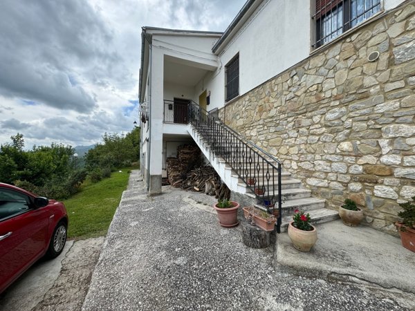 appartamento in vendita a Civitaluparella