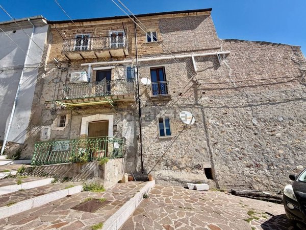 appartamento in vendita a Civitaluparella