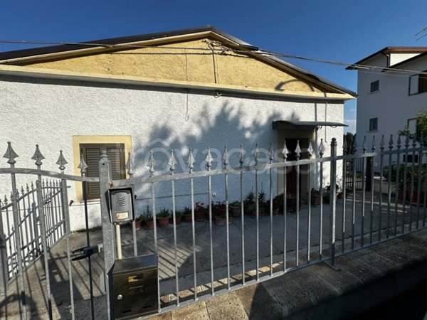 casa indipendente in vendita a Civitella Messer Raimondo