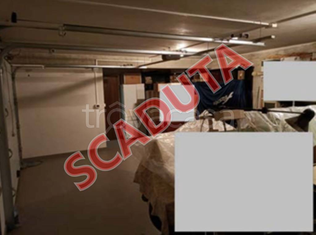 locale commerciale in vendita a Civitella Messer Raimondo