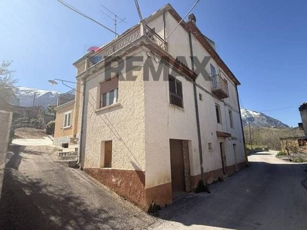 casa indipendente in vendita a Civitella Messer Raimondo in zona Gallo