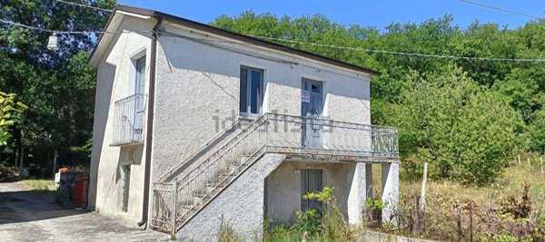 quadrivano in vendita a Civitella Messer Raimondo in zona Vicenne