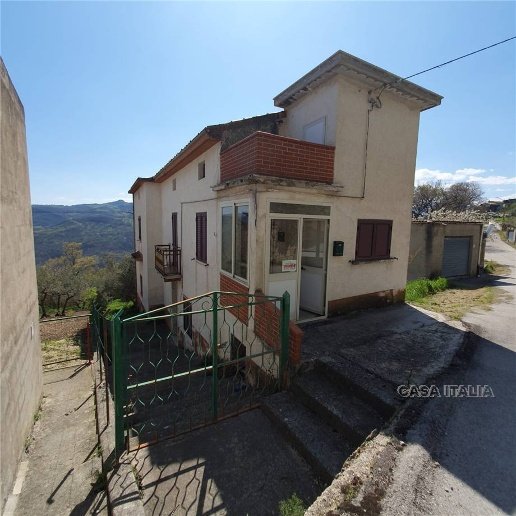 casa indipendente in vendita a Civitella Messer Raimondo in zona Gallo