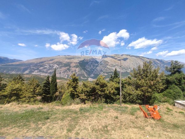 casa indipendente in vendita a Colledimacine