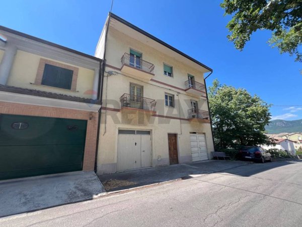 casa indipendente in vendita a Colledimezzo