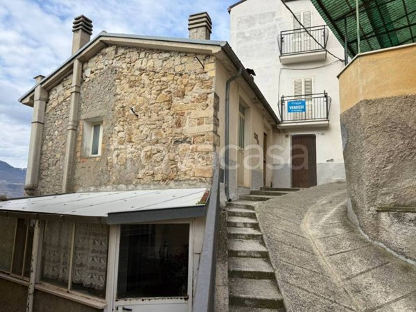 casa indipendente in vendita a Colledimezzo