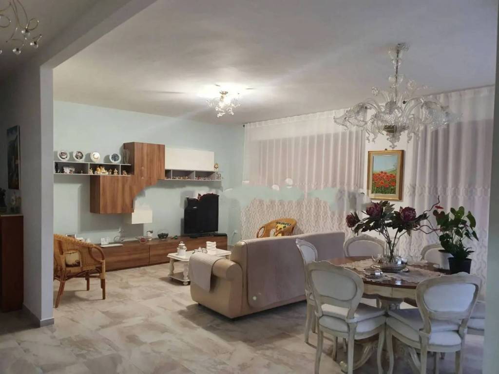 casa indipendente in vendita a Crecchio in zona Villa Consalvi