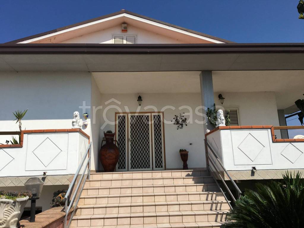 casa indipendente in vendita a Crecchio in zona Villa Tucci