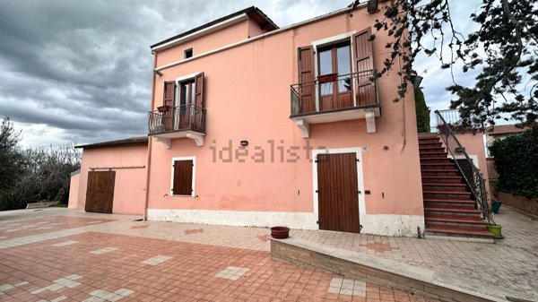 casa indipendente in vendita a Crecchio