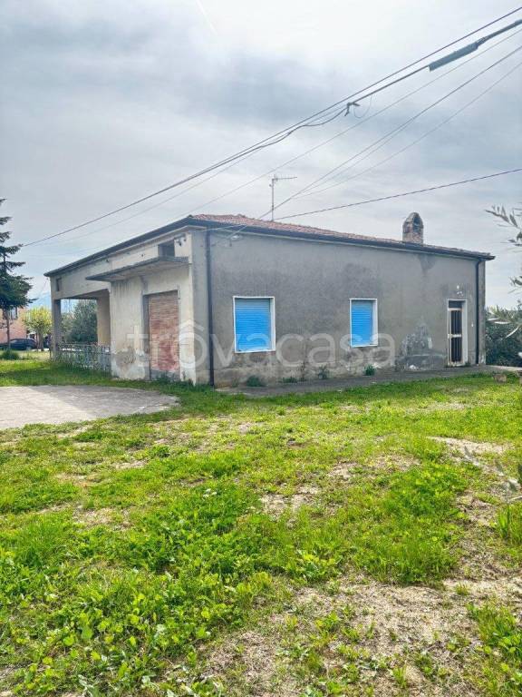 casa indipendente in vendita a Crecchio