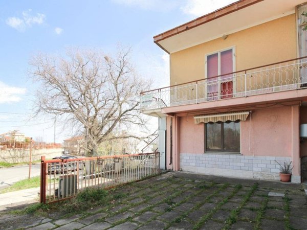 appartamento in vendita a Crecchio in zona Via Piana