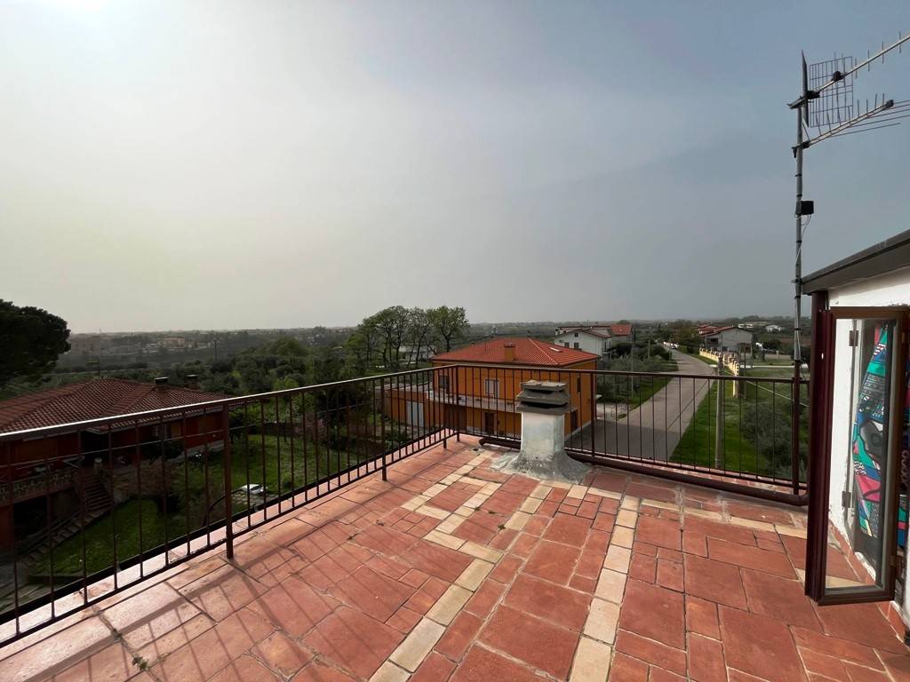 appartamento in vendita a Crecchio in zona Villa Tucci