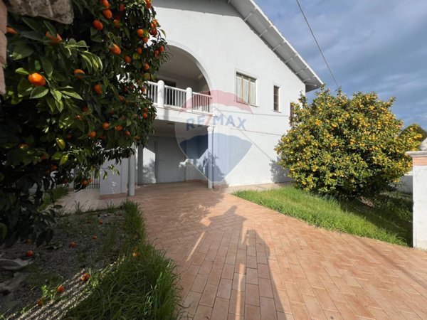 casa indipendente in vendita a Crecchio in zona Villa Tucci