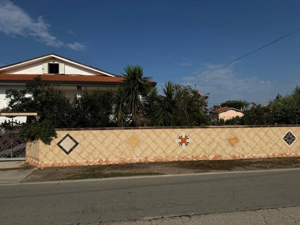 casa indipendente in vendita a Crecchio in zona Villa Tucci