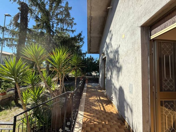 casa indipendente in vendita a Crecchio in zona Villa Selciaroli