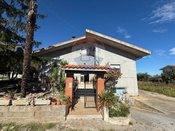 casa indipendente in vendita a Crecchio