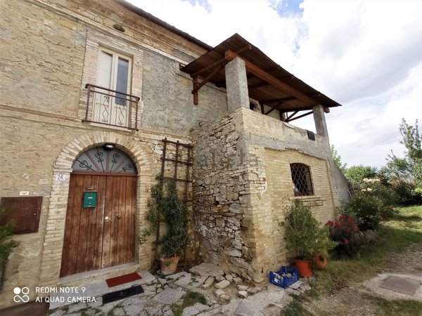 casa indipendente in vendita a Crecchio