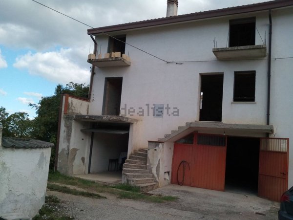 casa indipendente in vendita a Crecchio