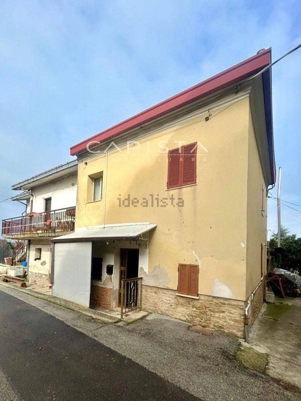 casa indipendente in vendita a Crecchio in zona Villa Tucci