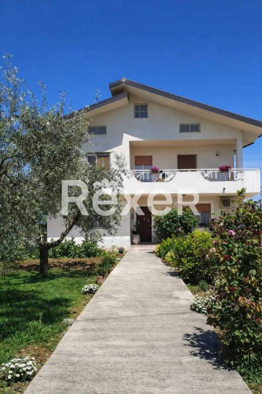 casa indipendente in vendita a Crecchio in zona Villa Consalvi