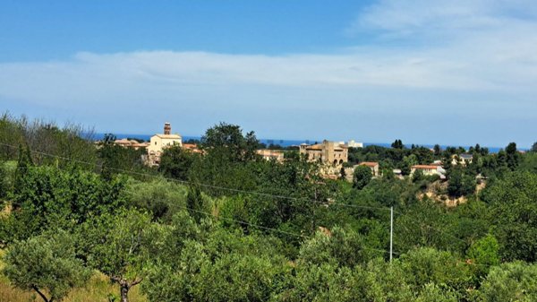 casa indipendente in vendita a Crecchio in zona Villa Tucci