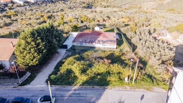 casa indipendente in vendita a Cupello