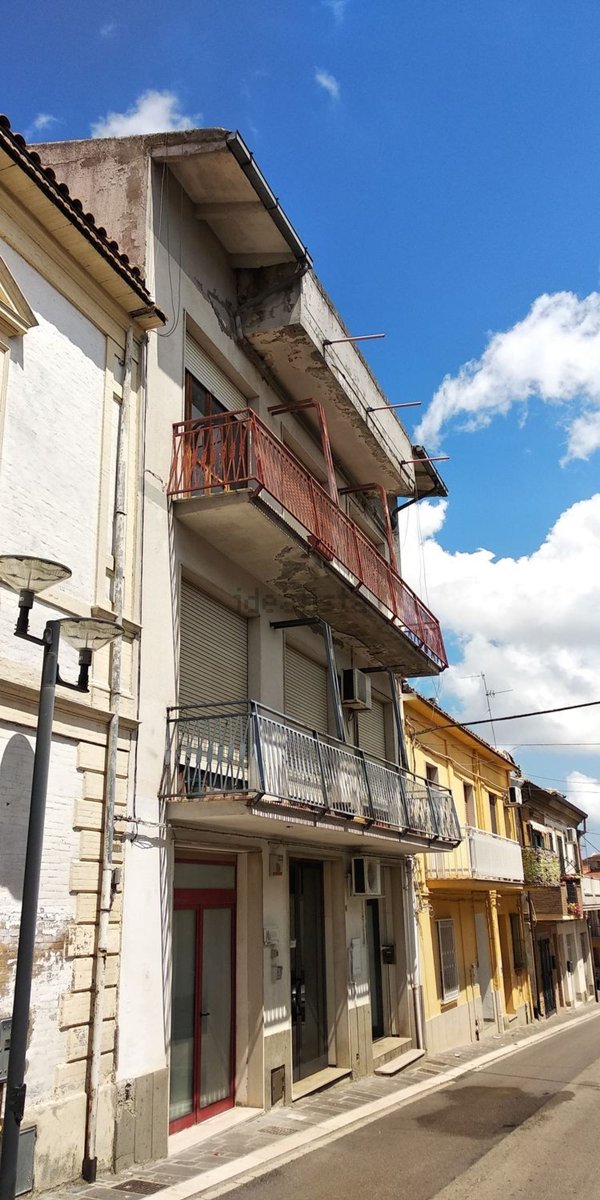 casa indipendente in vendita a Cupello