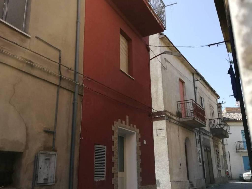 casa indipendente in vendita a Cupello