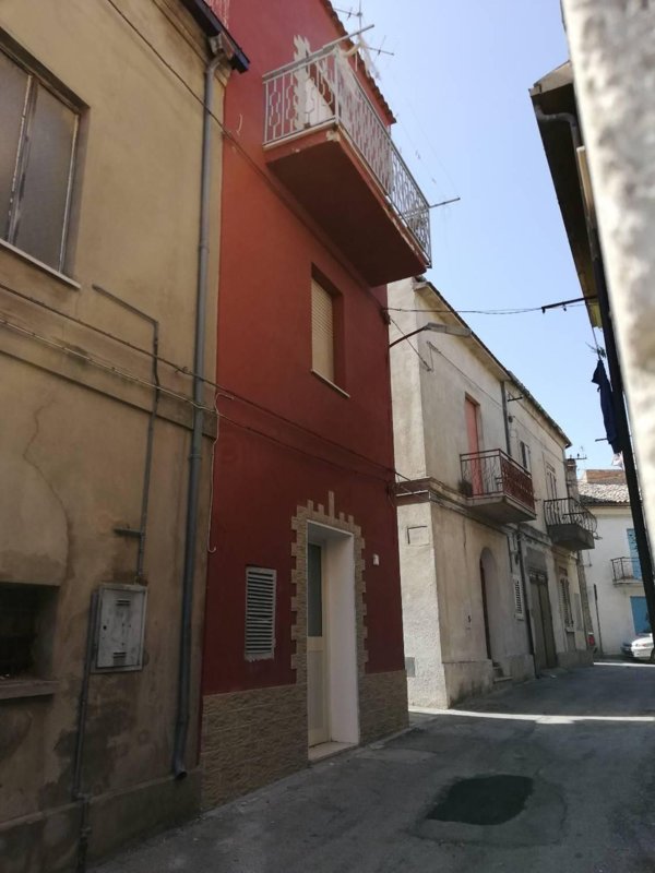 casa indipendente in vendita a Cupello