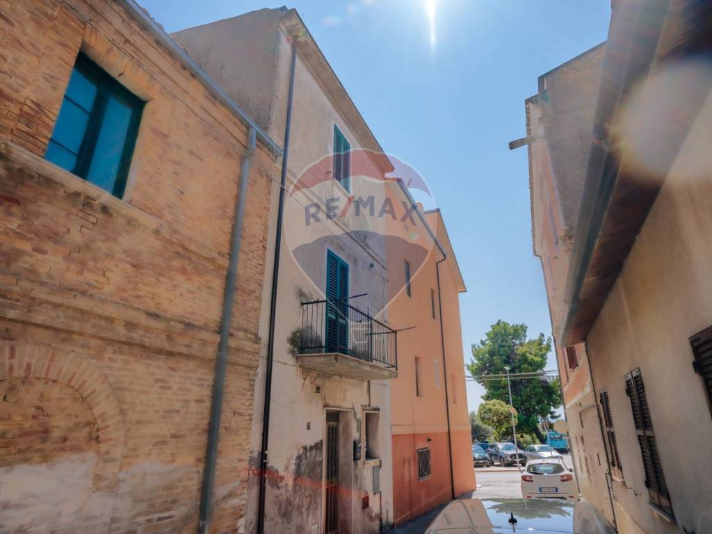 casa indipendente in vendita a Cupello
