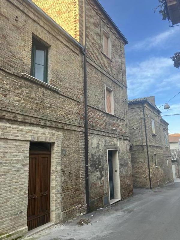 casa indipendente in vendita a Cupello