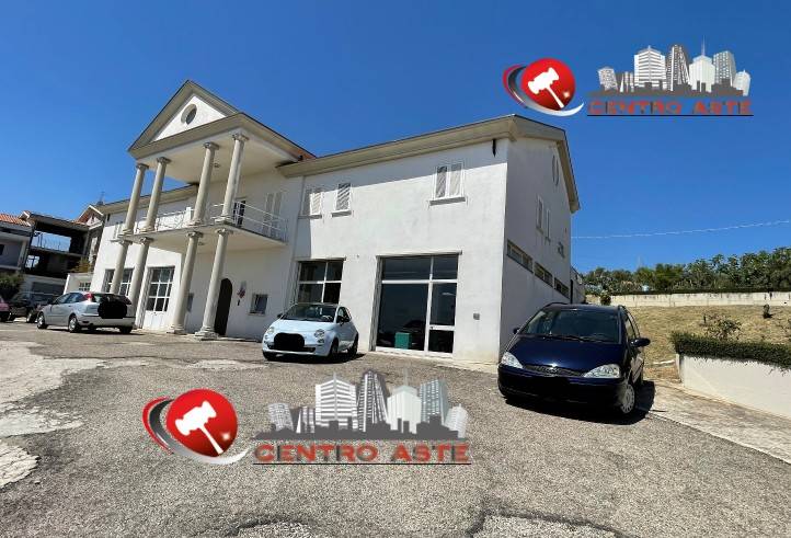 negozio in vendita a Cupello