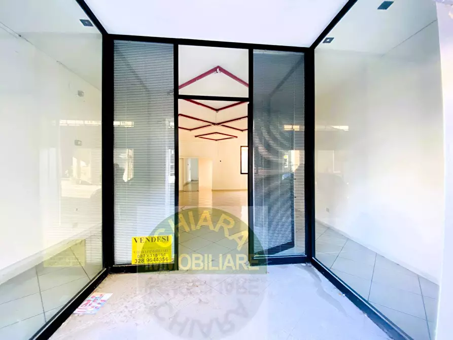 locale commerciale in vendita a Cupello