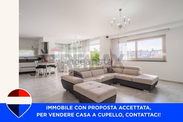 casa indipendente in vendita a Cupello