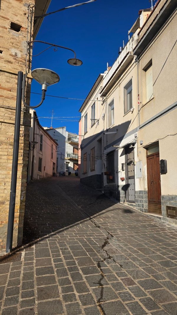casa indipendente in vendita a Cupello