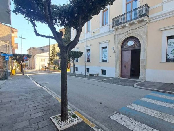 negozio in vendita a Cupello