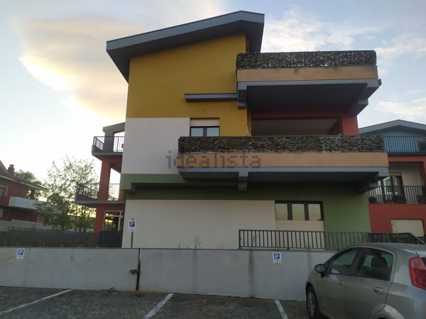 appartamento in vendita a Fara Filiorum Petri