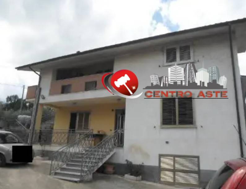 casale in vendita a Fara Filiorum Petri