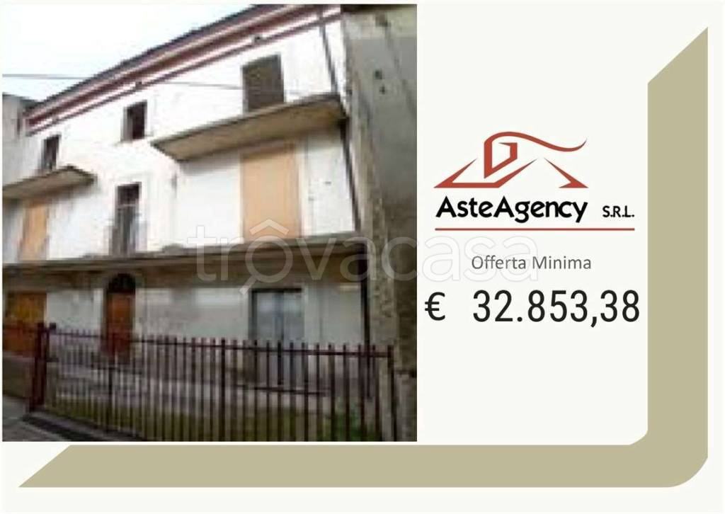 appartamento in vendita a Fara Filiorum Petri